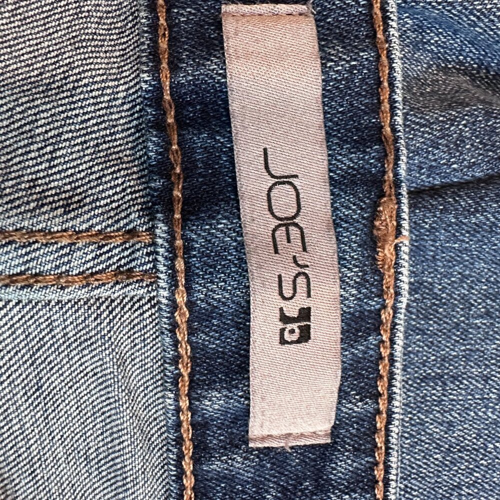 Joe's Jeans Niki Boyfriend Straight Leg Cuffable in Taffyta Size 30 Medium Wash - Picture 3 of 13
